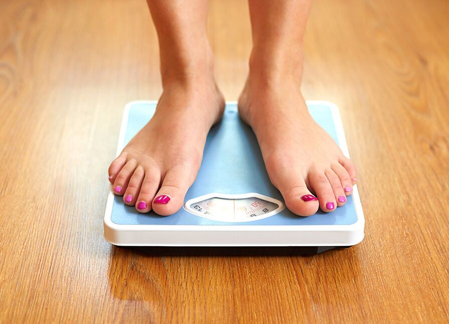 The numbers on the scale will please you if you follow the rules of healthy eating. 